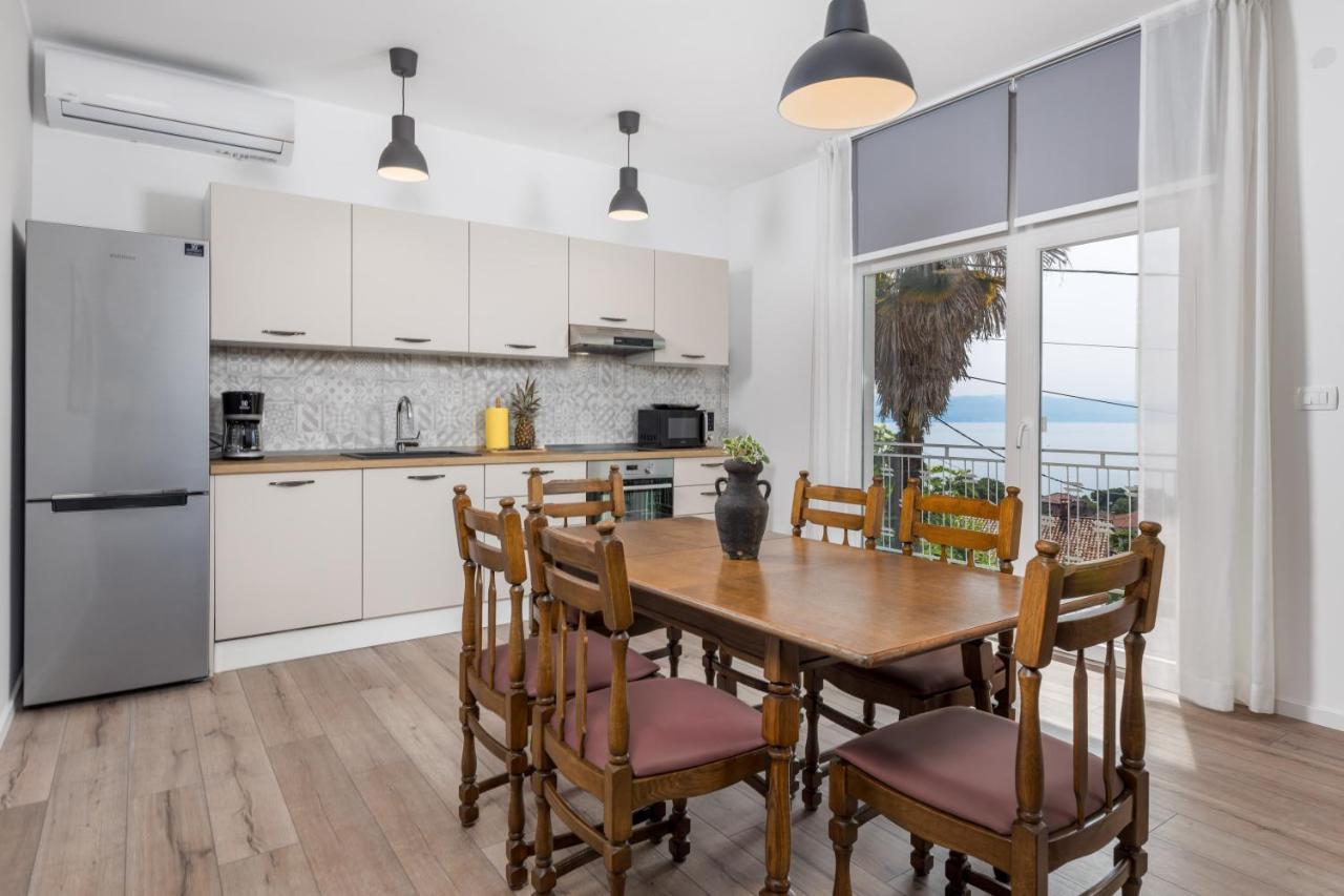 Apartment Div Laurana Esterno foto